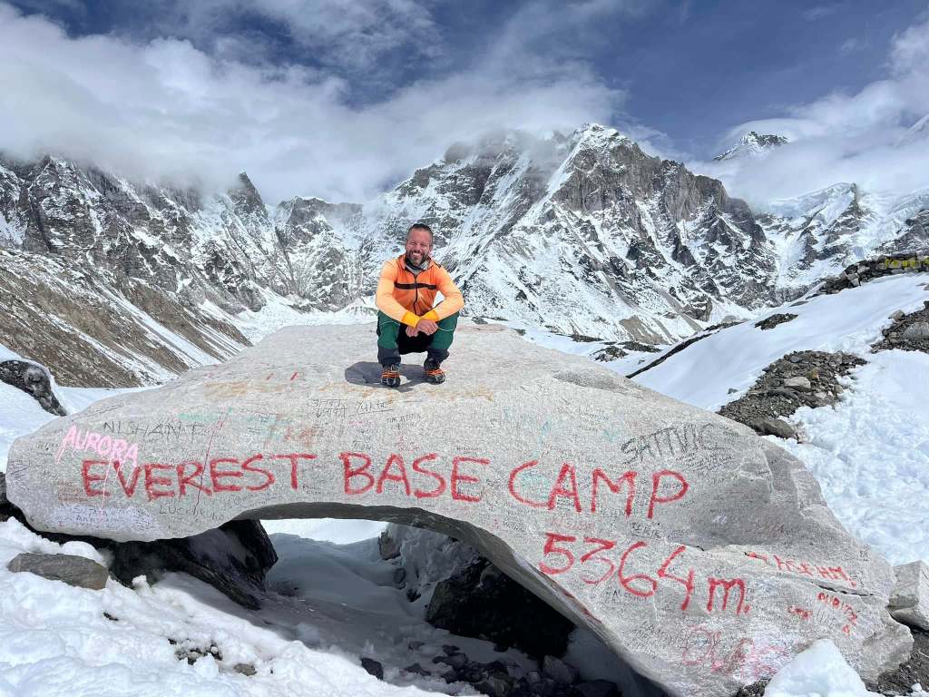 Da Milano all’Everest – Incontro con Claudio Piani alla Libreria Biblos di&nbsp;Gallarate