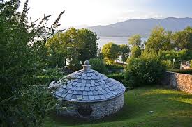 A spasso nel tempo tra le ghiacciaie di Cazzago Brabbia con Controvento&nbsp;Trekking