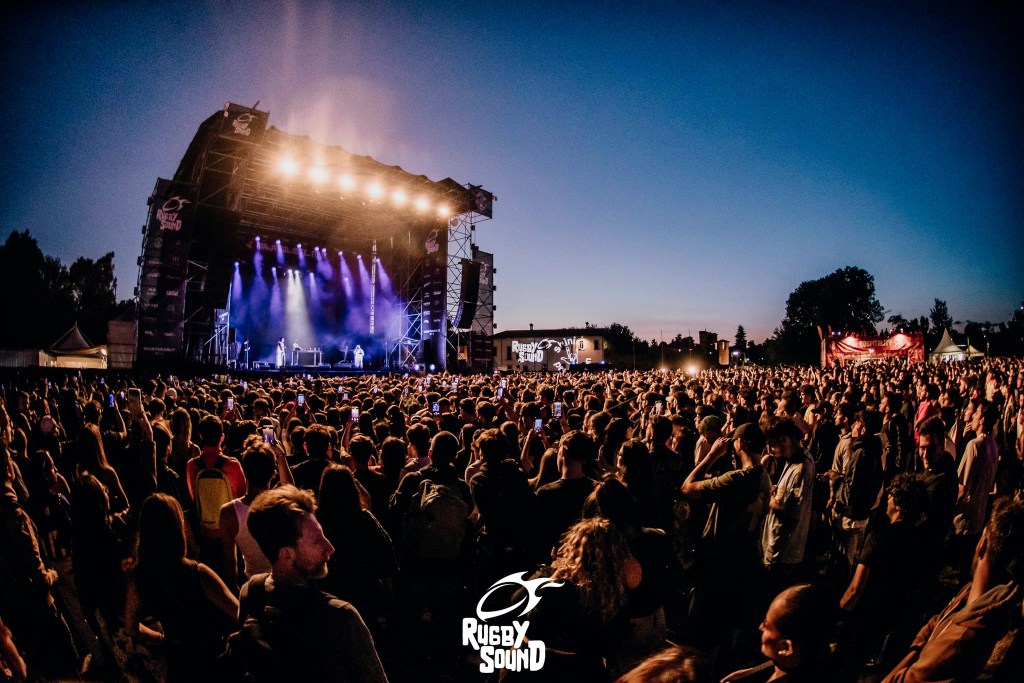 Teenage Dream al Rugby Sound Festival: Special Guest Laura Esquivel per una serata indimenticabile!