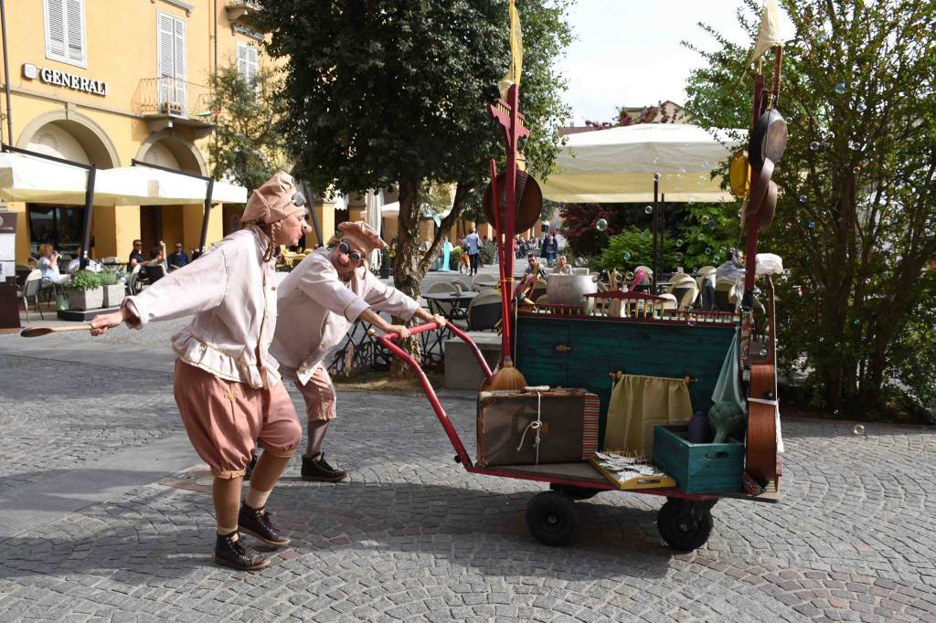Dal Paese dei Balocchi ad Albizzate: giocoleria, clownerie e magia per tutta la&nbsp;famiglia
