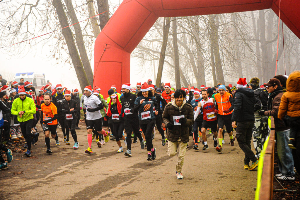 Monza Christmas Run: iscrizioni aperte per la corsa natalizia nel Parco di&nbsp;Monza