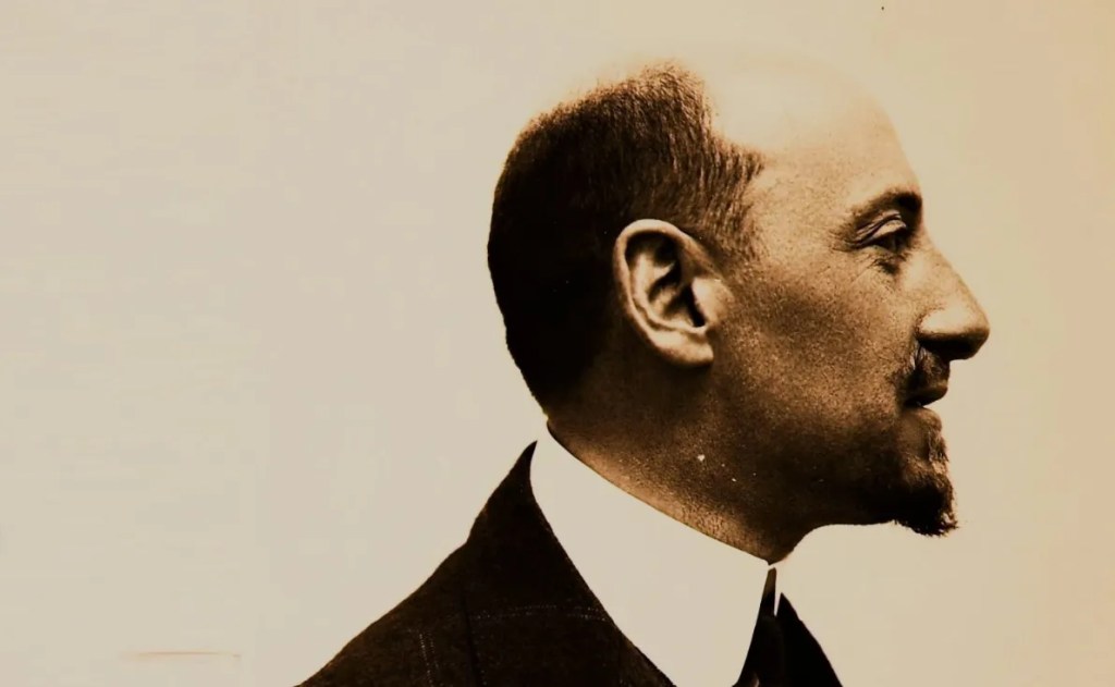 A Gavirate si riscopre il “vate”: il professor Alberto Introini racconta&nbsp;D’Annunzio