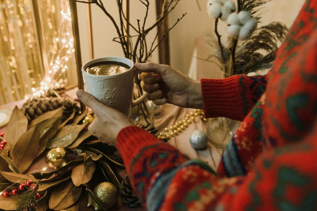 Messa di Natale e auguri in piazza con panettone e cioccolata&nbsp;calda