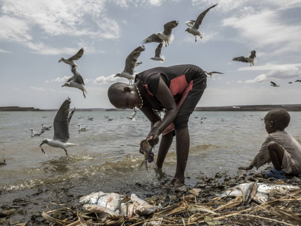“Aman Iman, l’acqua è vita!”, il reportage fotografico di Bruno&nbsp;Zanzottera