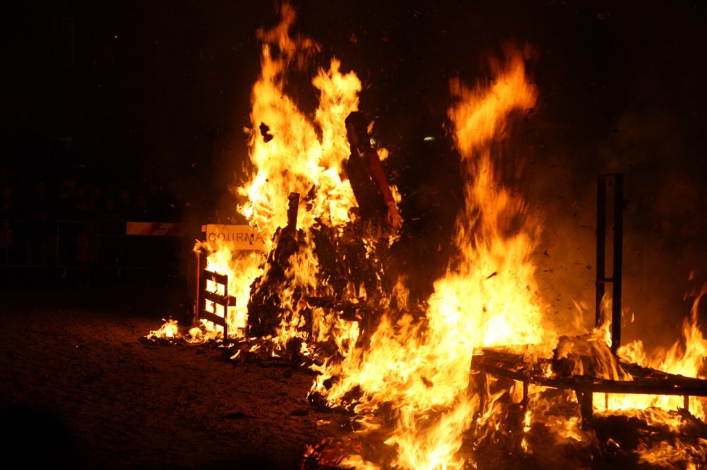 Giöbia 2026: Busto Arsizio brucia l’inverno e accende la&nbsp;speranza