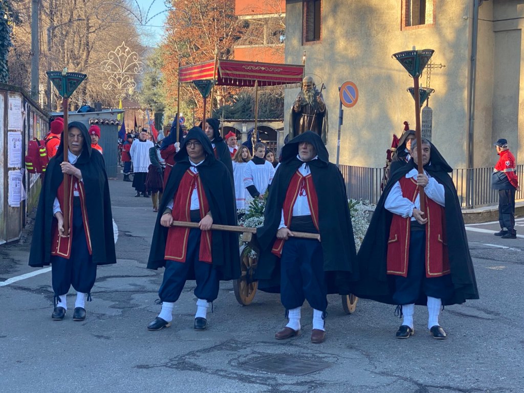 Sant’Antonio Abate a Saronno: un gran finale tra memoria, riti e sapori di una&nbsp;volta