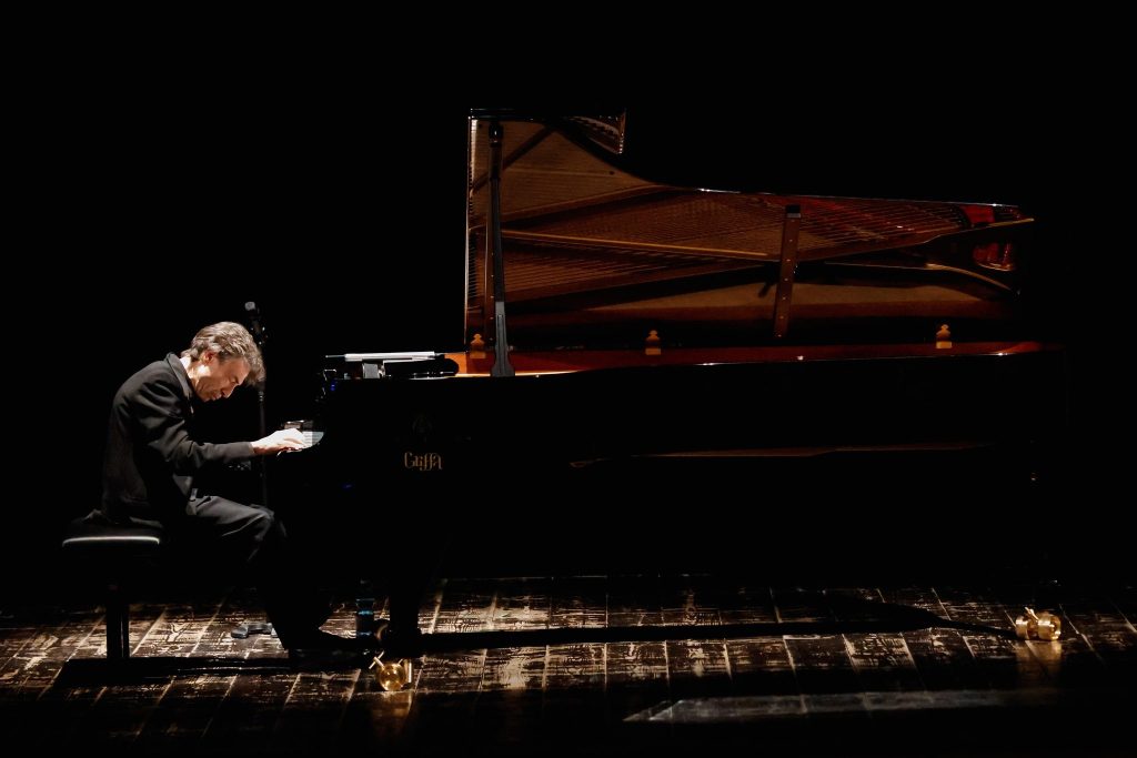 Legnano rende omaggio a Chopin al Teatro Tirinnanzi. Al pianoforte Carlo&nbsp;Balzaretti