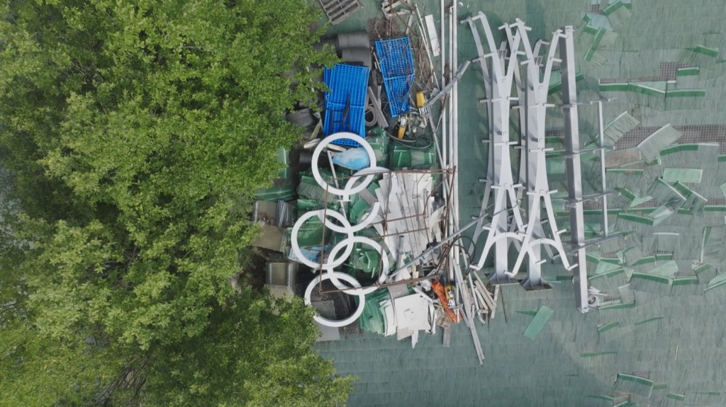 Il grande gioco – Milano Cortina, il rovescio delle medaglie. la proiezione a&nbsp;Varese