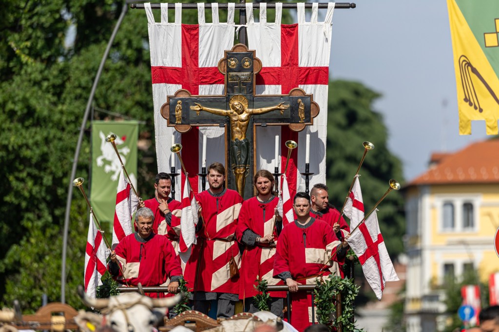 TRASLAZIONE DELLA CROCE & EMISSIONE DEL BANDO | Inizia ufficialmente il Palio di&nbsp;Legnano