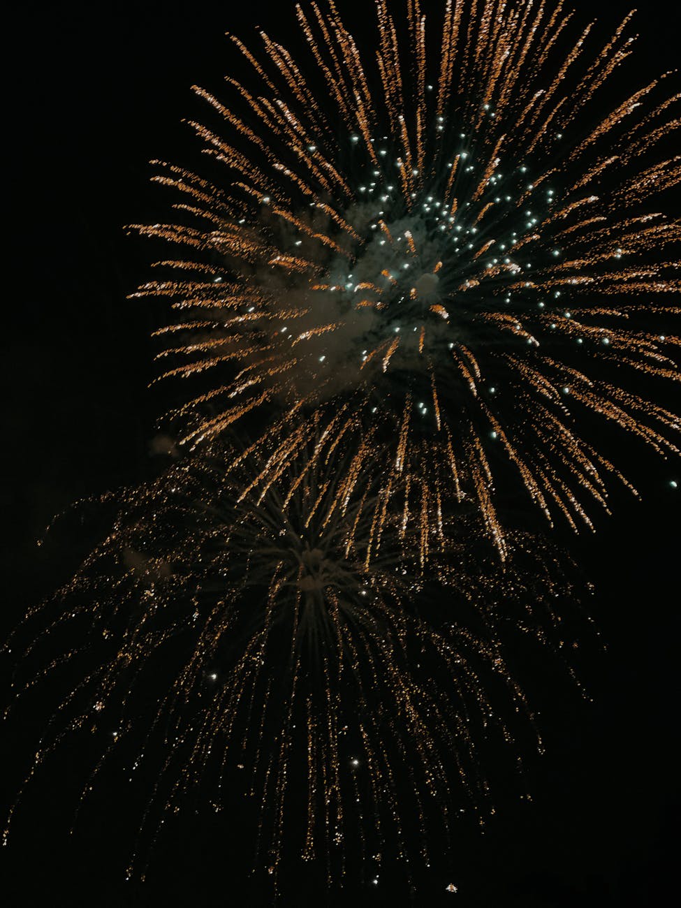 Festa del Paese a Buguggiate, tra religiosità, divertimento, mostre e fuochi&nbsp;d’artificio