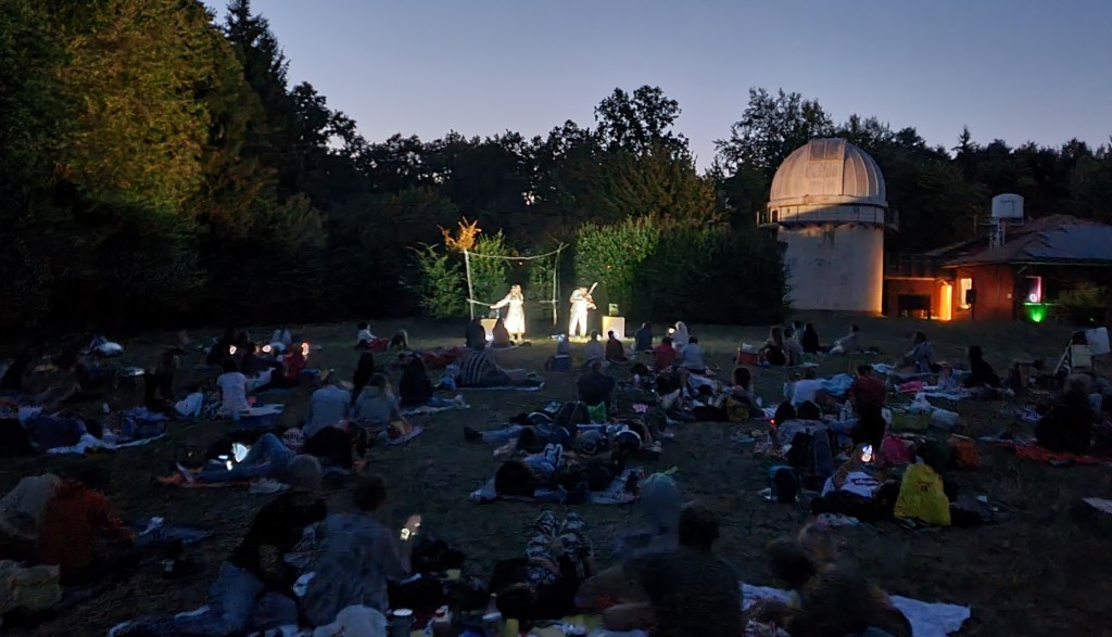 Picnic sotto le stelle al Parco Pineta: tornano le serate tra astronomia, natura e osservazioni al&nbsp;telescopio