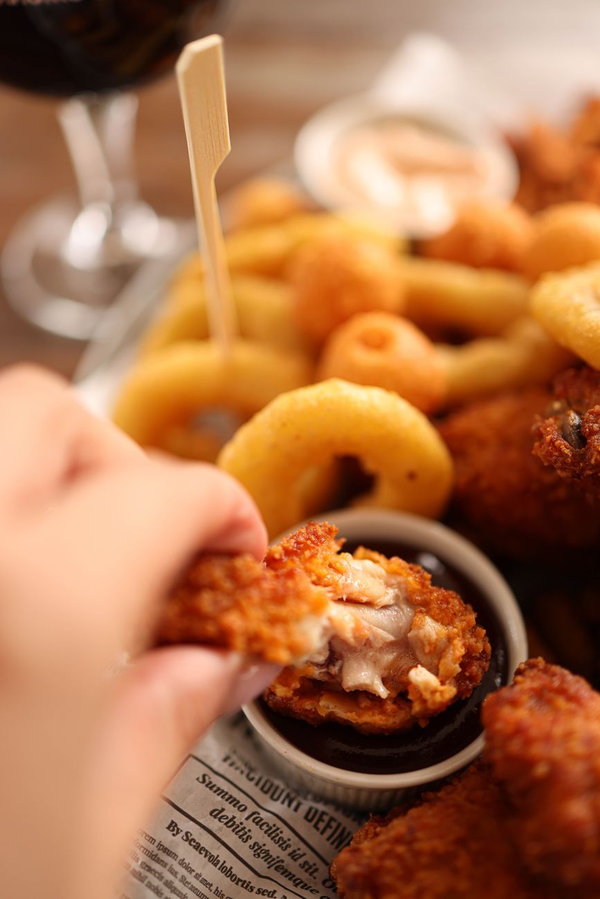Frittura Dura torna a Venegono Inferiore: due serate tra fritto, musica e atmosfera Far&nbsp;West