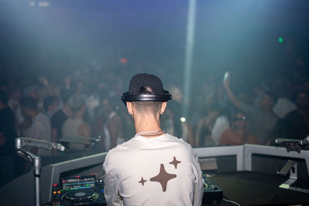 La Musica del Lago fa tappa a Luino e Gavirate: spettacoli gratuiti tra dj set, street music e fontane&nbsp;danzanti