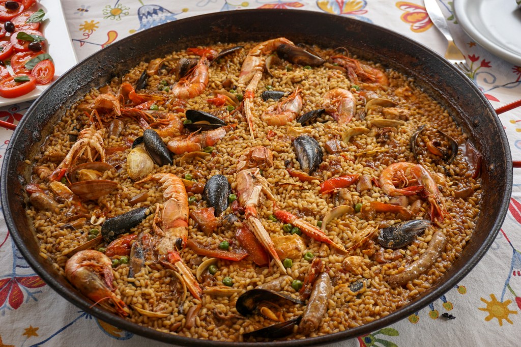 Festa dei Baranzit, quattro giorni di musica, balli e buona cucina ad&nbsp;Angera